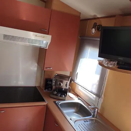 A Casinha Do Gui アルコバサ