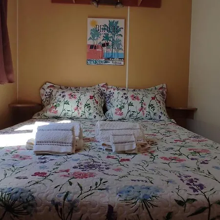 Semesterbostad A Casinha Do Gui Alcobaça